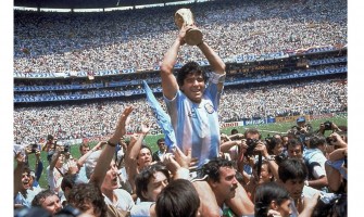 Das Bieten beginnt bei 1 Million Dollar!