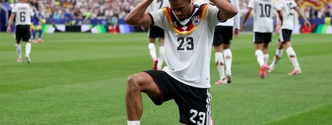 Gary Neville rät Manchester United, Felix Nmecha in Betracht zu ziehen