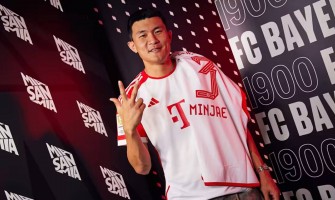 Schalte das Bayern-Trikot mit der Nummer 3 frei